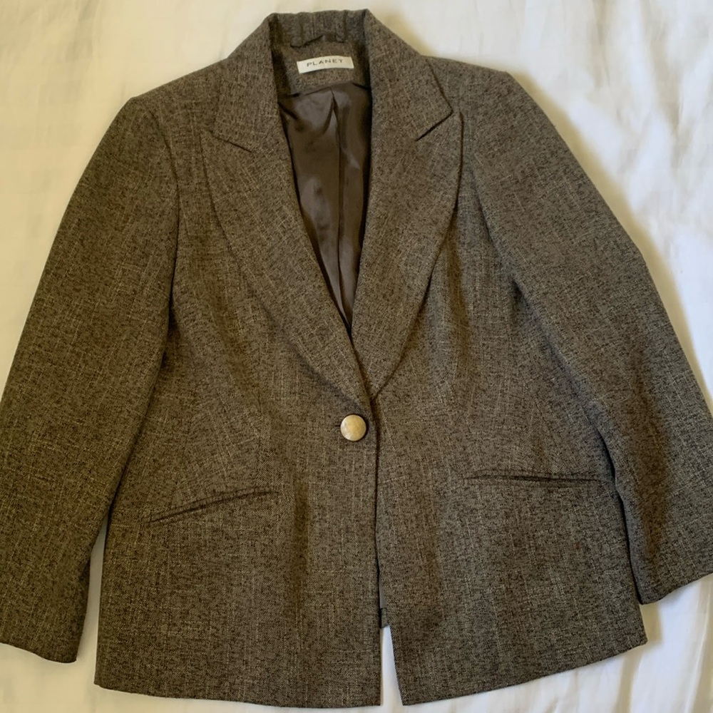 Planet British brand black/tan notch collar single button lined blazer EUC